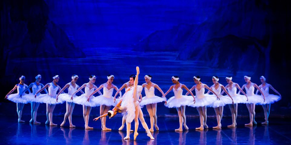 Spectacolul de balet Lacul Lebedelor se joacă cu casa închisă