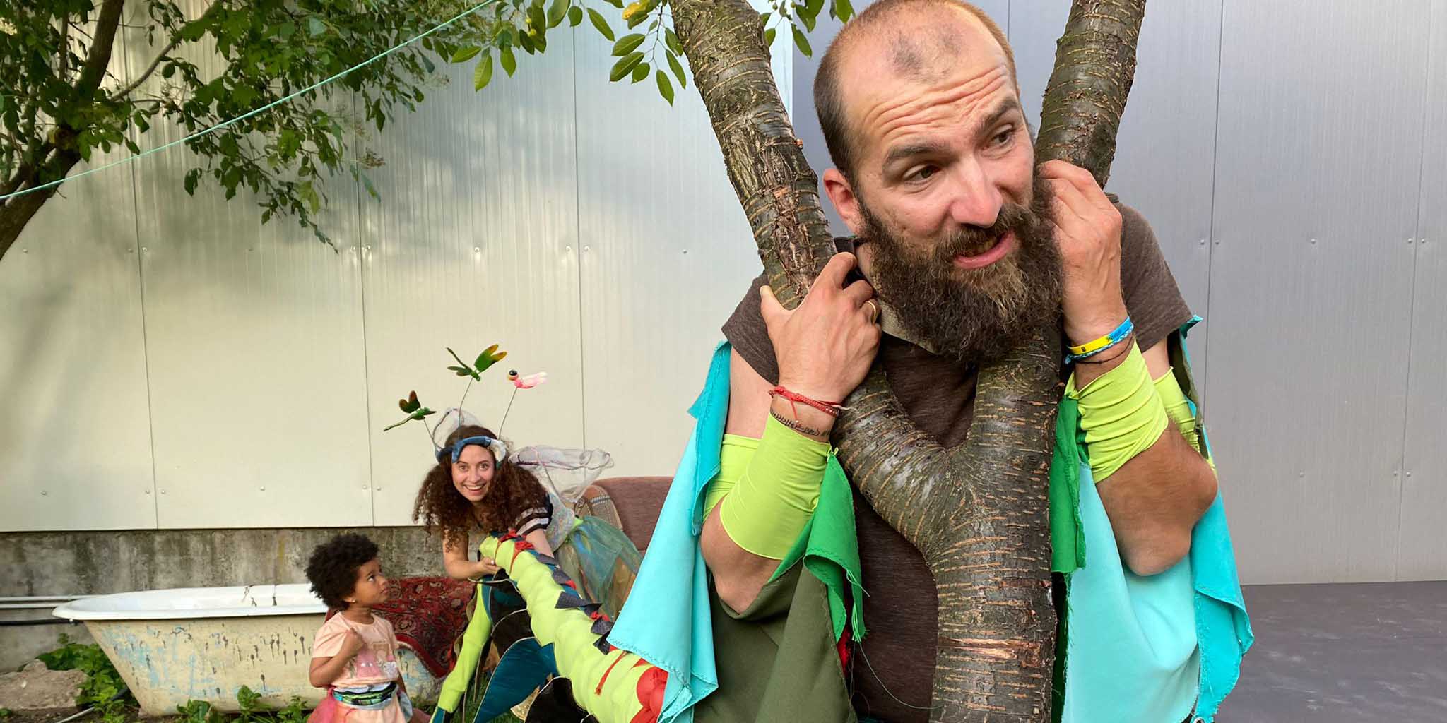 Actorii Alin State și Diana Cătănescu deschid Grădina BIS