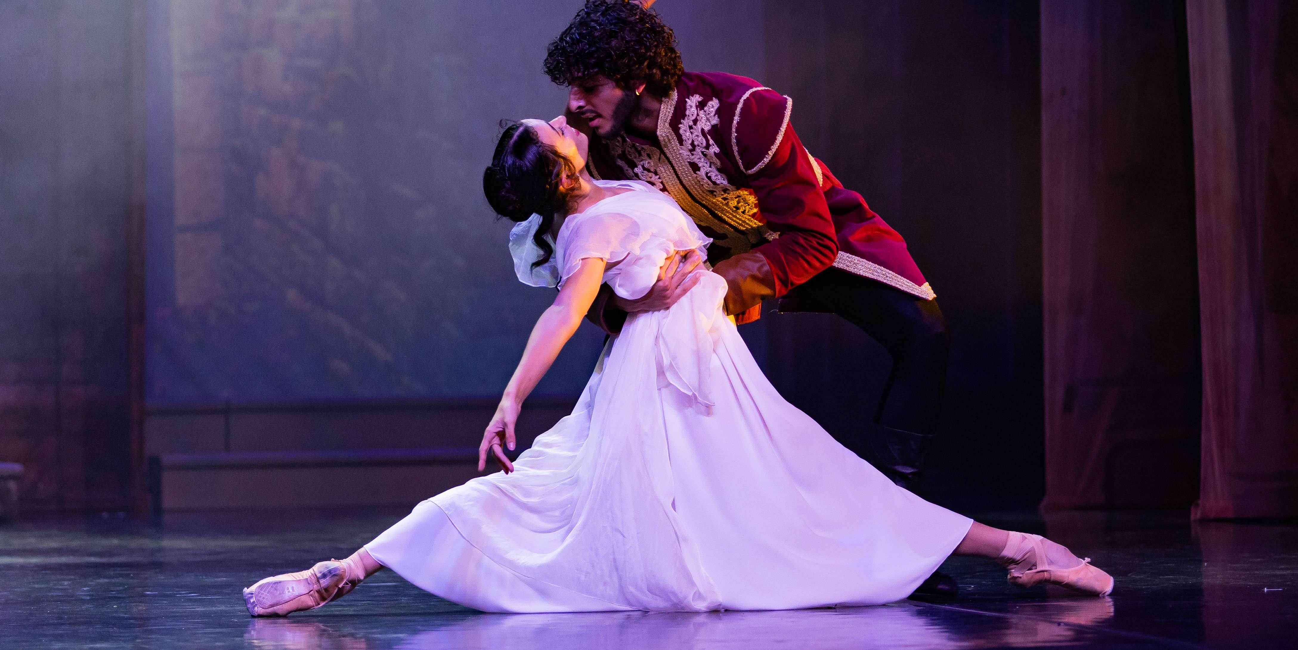 Baletul sibian invită publicul în Piața Mare la spectacolul „Othello”, care închide stagiunea.