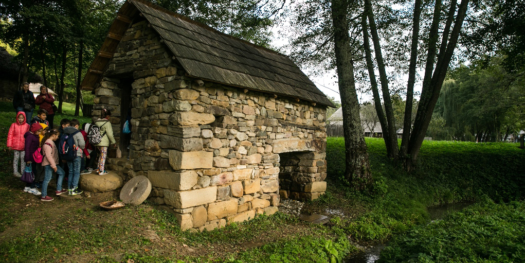 Ateliere de morărit şi demonstraţii practice în Muzeul ASTRA
