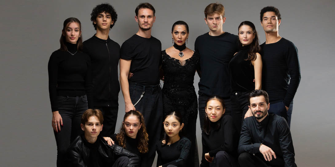 Beatrice Rancea și Dragoș Roșu montează la Teatrul de Balet Sibiu spectacolul „About us - Despre noi”.