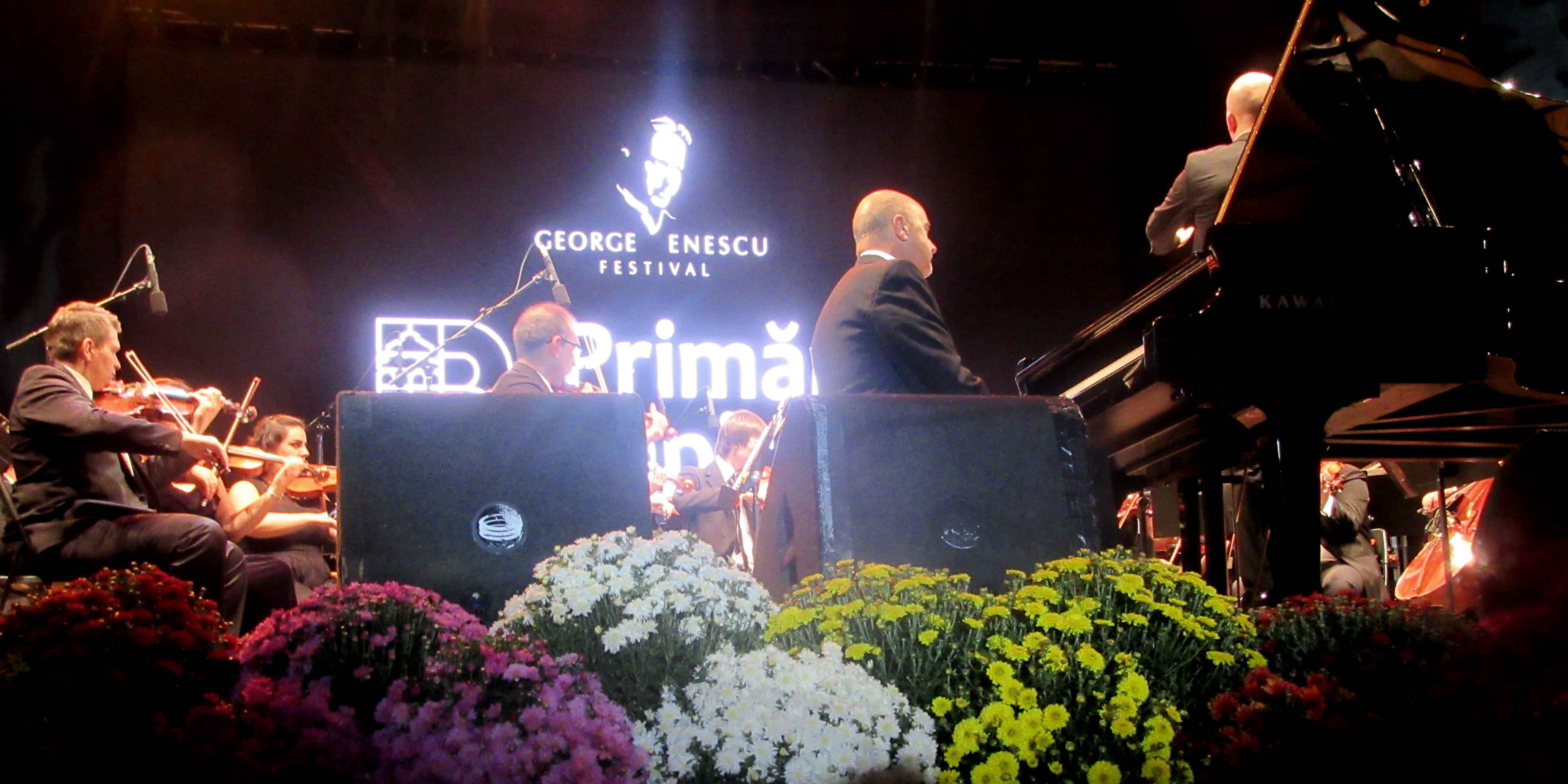 Filarmonica de Stat din Sibiu - Revelația Festivalului George Enescu. Cronică